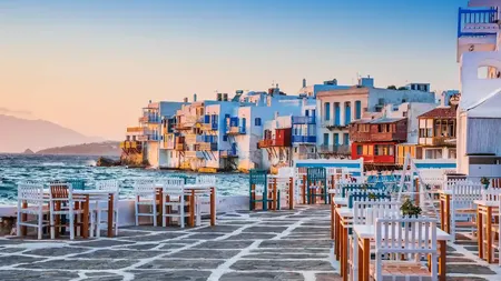 Românii care merg în Grecia trebuie să știe. Țeapă uriașă la un restaurant de pe litoral. Nota de plată  a fost de 654 de euro pentru NIMIC!