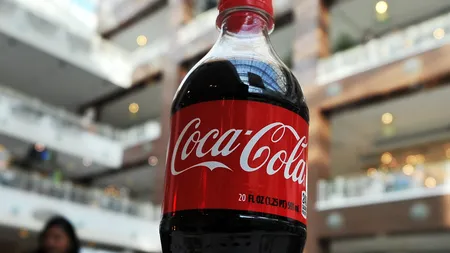 Motiv de îngrijorare! De ce românii nu mai consumă atât de mult Coca-Cola. Șeful companiei dă explicația