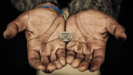 România, ţara cea mai expusă riscului de sărăcie şi excluziune socială din UE. Date devastatoare şi pentru copiii românilor