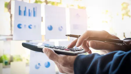 Experții BNR trag un semnal de alarmă. România riscă să intre în criză bugetară