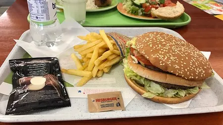 Cel mai mare lanț de restaurante fast-food finlandez intră pe piața românească! Prima unitate va fi lansată în Capitală