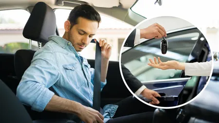 Mașinile electrice și „full hybrid”, la mare căutare în 2023. Aproape un sfert dintre români au ales astfel de autoturisme. Care sunt cele mai căutate modele