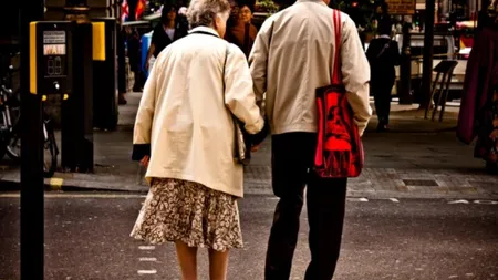 Motivul pentru care tot mai mulți pensionari aleg să se mute în Ungaria. Cât este pensia acolo: Trăim confortabil cu banii ăștia