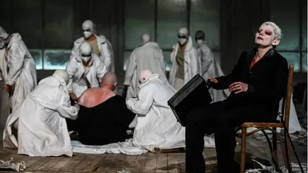 „Faust” a ajuns la 16 ani pe scenele din România! Renumita actriță Ofelia Popii, declarații inedite despre experiența pe scenă: „Am simțit libertatea și în același timp am avut toate temerile posibile”