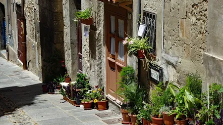 Locul din lume unde o casă costă doar 1 euro. Se impune o singură condiție obligatorie