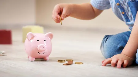 Alocații 2024. Inflația, marea piedică în procesul de majorare a alocațiilor. Ce spune Guvernul despre înghețarea cuantumului actual