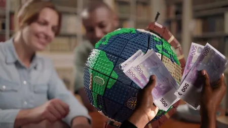 Analiză UBS Global Wealth Report 2023. Topul țărilor în funcție de avere pe cap de locuitor. Unde se poziționează România?