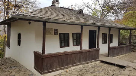 A fost modernizată bojdeuca lui Ion Creangă!  Oamenii nu s-au putut abține de la comentarii!