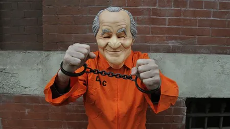 Cei 3 băieţi răi din afaceri. Cum s-au îmbogăţit milionarii controversaţi, documentare de cinci stele pe Netflix