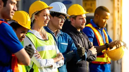 10 Secrete Pentru Alegerea Hainelor de Lucru Perfecte