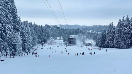 Românii nu mai sărbătoresc Crăciunul pe rit vechi în Brașov! Lipsa zăpezii, unul dintre motivele pentru care nu sunt turiști