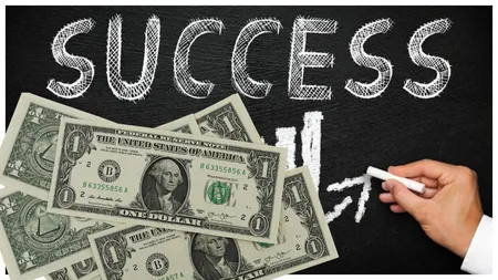 La doar 23 de ani a reușit să construiască un imperiu cu numai 150 de dolari! Metoda prin care a transformat o amintire într-o afacere de succes