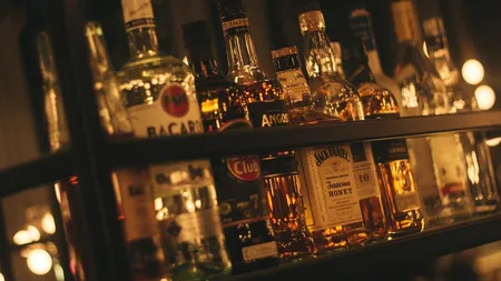 Arabia Saudită a deschis primul magazin de alcool din istoria sa. Vor avea acces la cumpărături doar anumite persoane