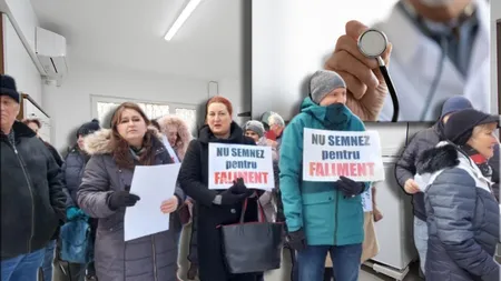 Medicii de familie au ieșit în stradă pentru a-și striga nemulțumirile. Ei critică noile tarife decontate de CNAS și amenință că vor închide cabinetele