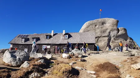 Anul 2024 aduce scumpiri pe toate planurile! Câți bani trebuie să scoți din buzunar dacă vrei să urici de la Bușteni la Babele