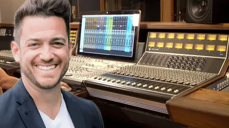 Acesta este cel mai tare job din lume! Principiul pe care l-a aplicat un tânăr ca să lucreze doar 5 ore pe săptămână şi să câştige 200.000 de euro pe lună