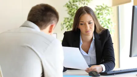 Ce răspund viitorii angajați când sunt întrebați de așteptările salariale. Care este cea mai bună variantă: Sunt 3 posibilități