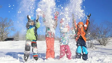 Planificarea vacanţei în februarie 2024. Perioadele libere ale elevilor şi profesorilor