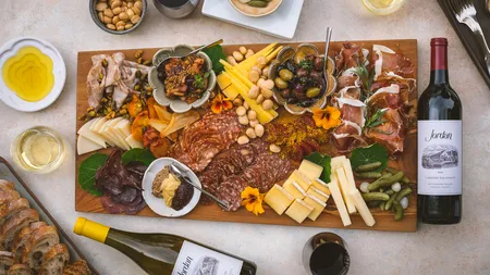 Uniunea Europeană (UE) a înregistrat în 2023 o balanţă record între exporturile şi importulide de alimente, cu un plus de peste 70 de miliarde de euro