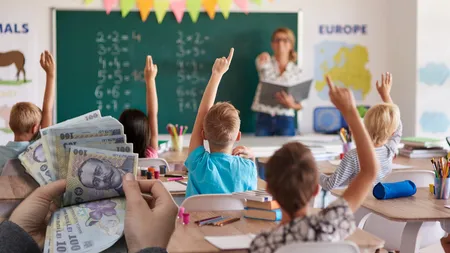 Ministerul Educației anunță noi burse școlare. Care sunt elevii care vor primi 300 de lei pe lună