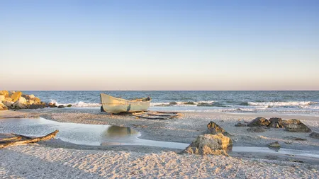 Stațiunea din România care are cea mai curată apă de pe litoral! Cât costă o singură noapte de cazare în 2024