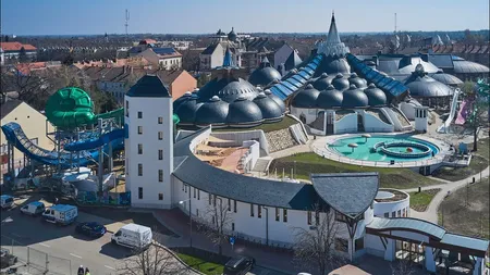 Spa-ul de lux aflat la doar o oră de România. Are 20 de piscine, iar accesul costă doar 75 de lei