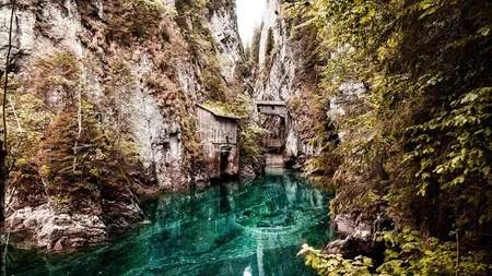 Locuri de vizitat în weekend, pe lângă București! Nu mulți știu de acest loc parcă desprins din povești