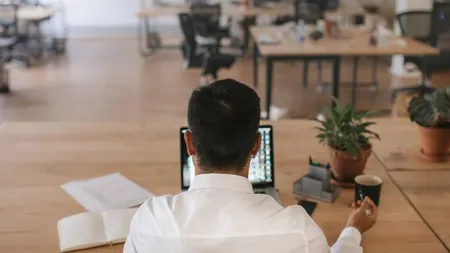 Schimbări pentru românii care lucrează part-time. Ce se întâmplă cu salariile acestor angajați, din iulie 2024