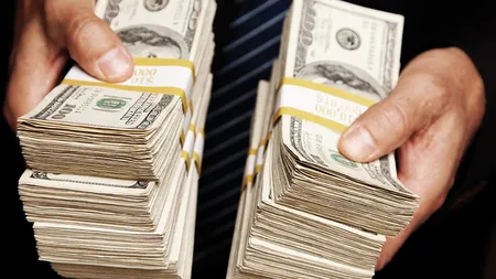 Cum își păstrează oamenii bogați averea. Cele 5 practici pe care le respectă cu sfințenie: Își mențin același stil de viață până la pensionare