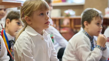 Semnal de alarmă tras de Salvaţi Copiii! Cum afectează sărăcia performanţele şcolare ale elevilor din România. Peste jumătate dintre copii şi tineri vor să plece din ţară