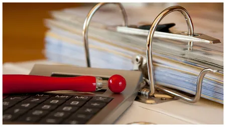 Guvernul renunță parțial la e-Factura obligatorie. Scutiri pentru freelanceri și contracte de drepturi de autor
