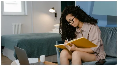 Tinerii generației Z sunt concediați foarte repede. Șefii refuză să mai angajeze absolvenți