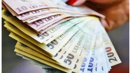 Guvernul oferă bani de sărbători. Cererile trebuie depuse până pe 16 decembrie