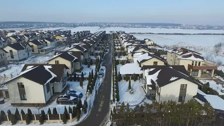 Ce sunt obligați să facă iarna românii care locuiesc la casă. Amenzile pentru cei care nu respectă legea sunt uriașe!