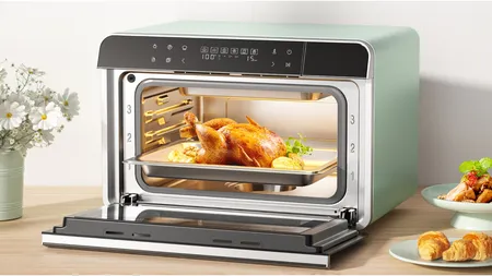Aparatul care înlocuiește cuptorul cu microunde din bucătărie. Alimentele pot fi gătite, prăjite și reîncălzite