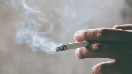 Fumatul interzis în toate spaţiile publice. Un oraş vizitat de foarte mulţi români a impus această interdicție drastică