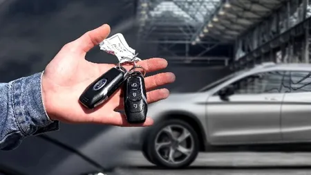 La ce folosește acest buton de pe cheia de la mașină. Șoferii nu au idee cât de mult le ușurează viața în trafic