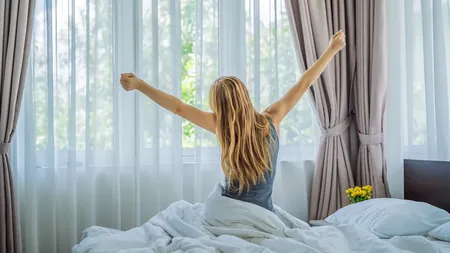 Ce este şi ce practici periculoase sunt promovate prin sleepmaxxing. Cel mai nou trend de pe reţelele sociale în 2025