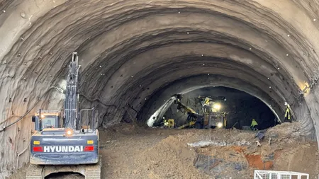 Lucrări intense la primul tunel al sectorului Margina-Holdea de pe A1: „Se lucrează non-stop”