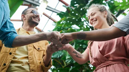 Locul de muncă perfect? O companie uriașă își plătește oamenii să stea degeaba un an!