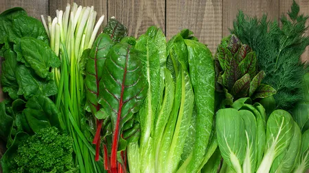 Ce verdețuri găsești în această perioadă în piețe și supermarketuri. Fac minuni pentru organism