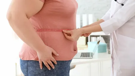 Raport îngrijorător despre obezitate. Mai mulți adulți de peste 25 de ani ar putea fi supraponderali până în 2050