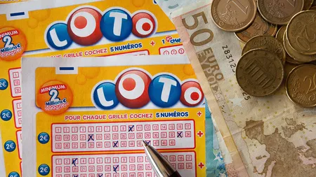 Biletul la Loto cumpărat de Revelion i-a schimbat viața unei tinere care l-a găsit întâmplător într-un dulap: ”Nu-mi venea să cred”