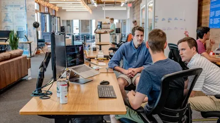 Cutremur pe piaţa muncii! Zeci de milioane de joburi vor dispărea până în 2030