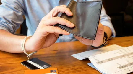 De câți bani au nevoie românii ca să ducă un trai decent în 2025. Celor de la oraș le trebuie o sumă mai mare