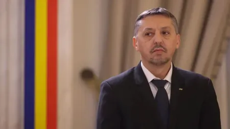 Daniel David vrea să dea afară 900 de directori de școală, alături de contabili și secretare: „Nu rămân pe drumuri, se întorc la predare”