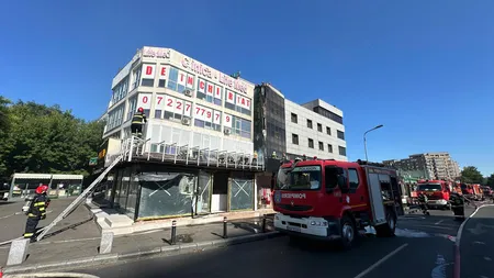 Incendiu puternic la un magazin de lângă Hotelul Sir din București. Peste 30 de persoane au fost evacuate