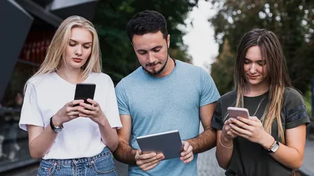 UE cere ca smartphone-urile să vină împreună cu o nouă fișă informativă. Ce trebuie să știe utilizatorii