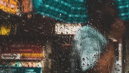 Avertizare meteo de ploi torențiale, grindină și vijelii. Meteorologii au emis COD PORTOCALIU. Harta zonelor vizate