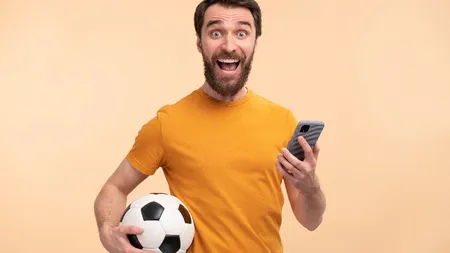 CNA-ul interzice implicarea vedetelor în reclamele la jocuri de noroc. Ce fotbaliști români au promovat cazinouri în ultimii ani?